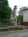 Fontaine de Saint-Geneys